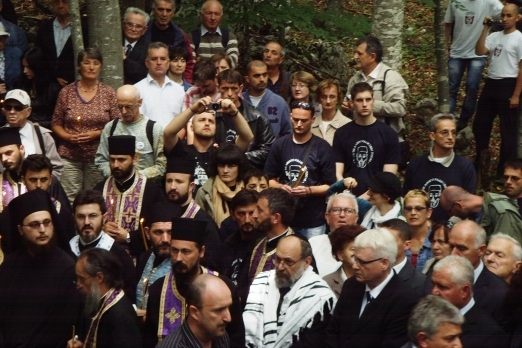 На Јадовну 26 јуна 2010. - Прво обиљежавање Дана сјећања на Јадовно 1941.